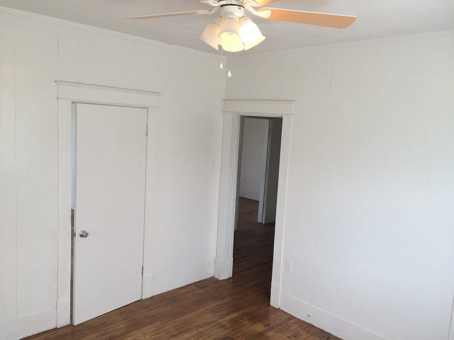 3 bed, 1224 sqft, $2,000 — Photo 3