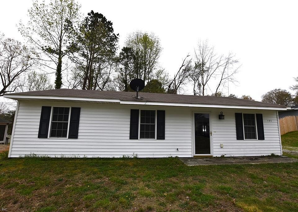 1st image of 105 Old Colonial Dr