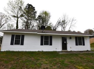 105 Old Colonial Dr, Williamsburg, VA 23188