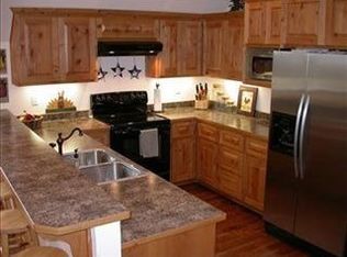 1120 Greentree Loop, Grants Pass, OR 97527