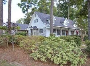 1601 W Medalist Rd, Pineville, LA 71360