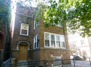 1525 W Hollywood Ave #1, Chicago, IL 60660