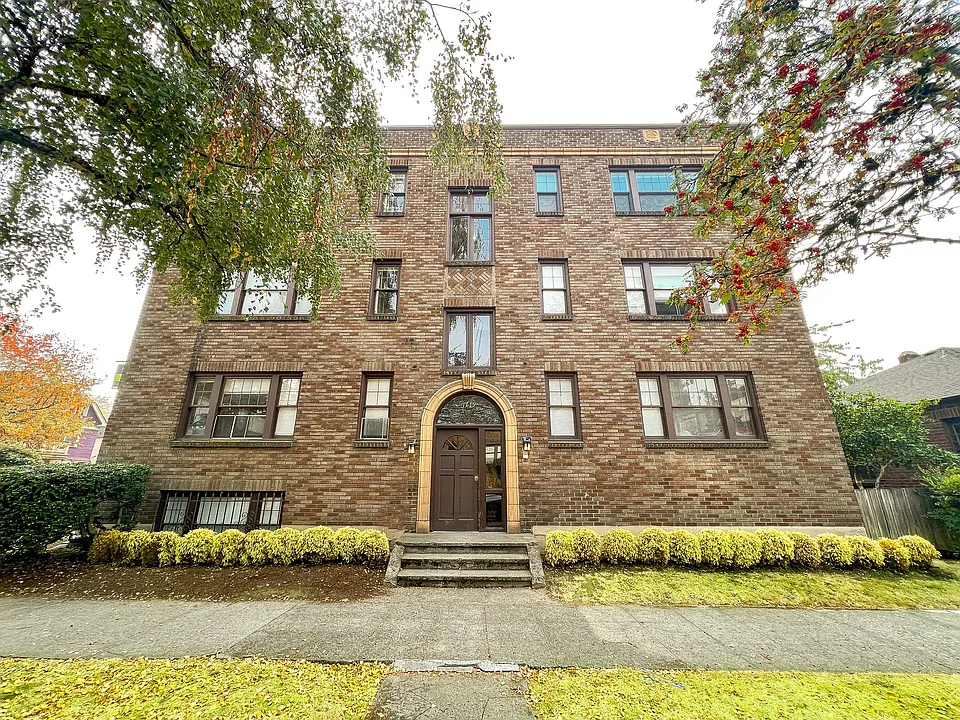 Palamar Apartments
