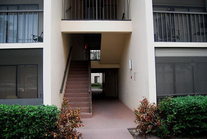 1st image of 207 Foxtail Dr APT G2