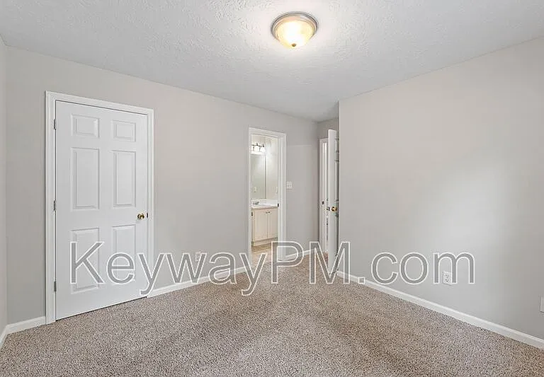1006 Bertram Rd — Photo 7