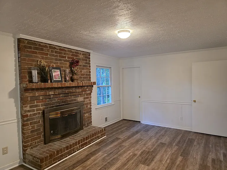 5678 Miller Ct — Photo 3