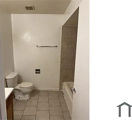 6358 S Eberhart Ave #1B — Photo 8