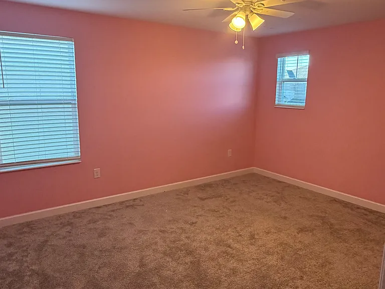 5037 Bessie Ct — Photo 58