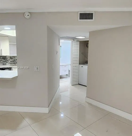 8205 Lake Dr #101 — Photo 3