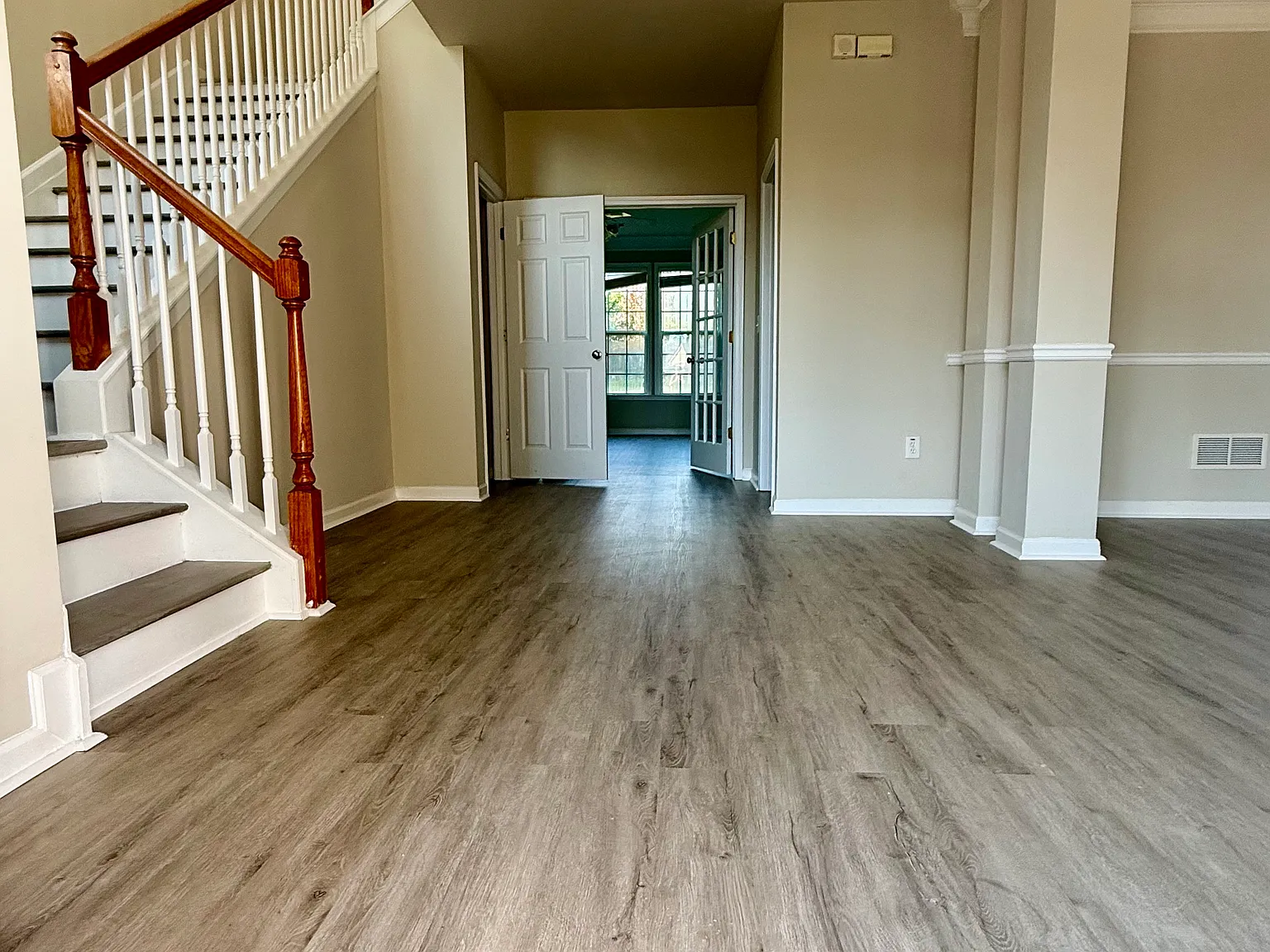 4 bed, 2.5 bath, 2970 sqft, $2,600 — Photo 2