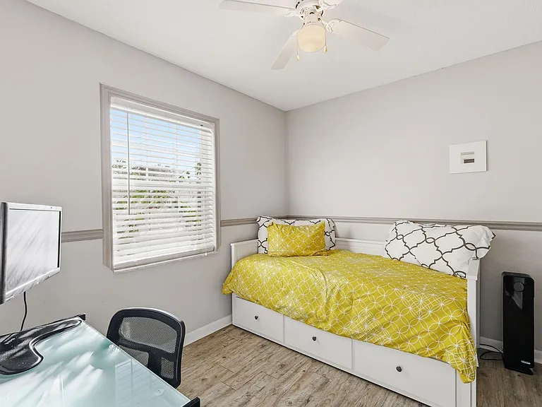 2901 Eastland Rd — Photo 17