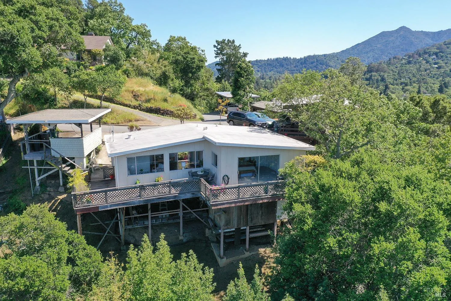 97 Ridge Road photo 1
