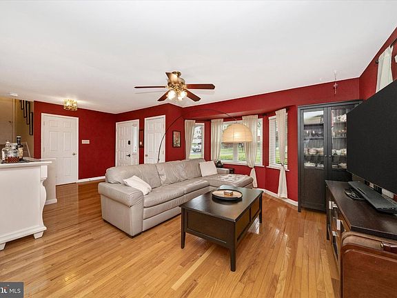 5th image of 6334 Euclid Ave
