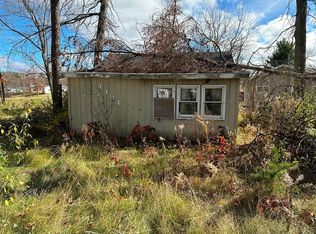 4494 Filter Rd, Harrison, MI 48625