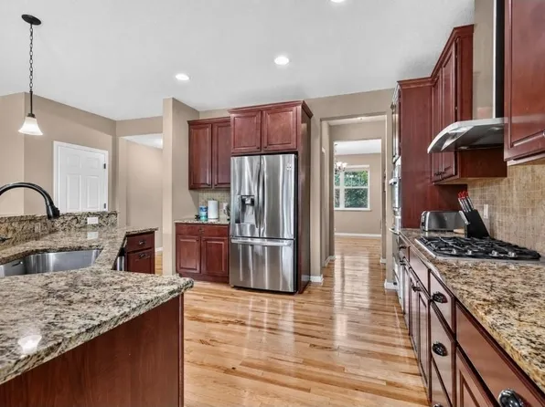 16991 Evening Ter, Lakeville, MN 55044