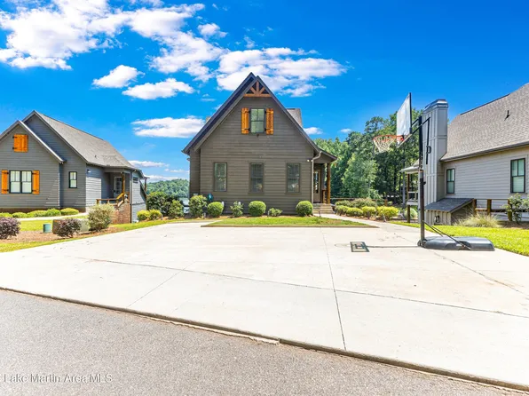 101 Landing Dr, Dadeville, AL 36853