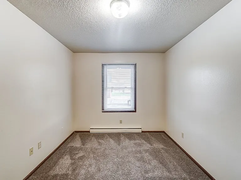 517 E Reed Ave — Photo 18
