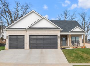 101 Donovan Ln, Georgetown, KY 40324