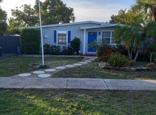 919 Laurel Dr, Lake Park, FL 33403