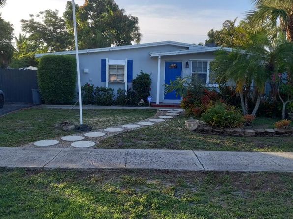 919 Laurel Dr