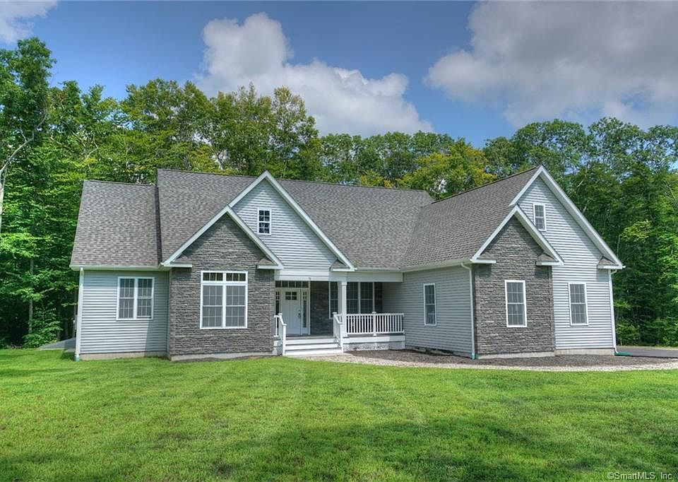 1st image of 18 Olivia Ln