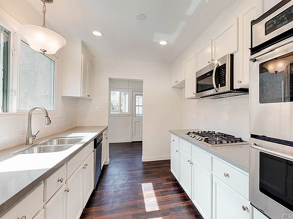 5th image of 536 W 112th St