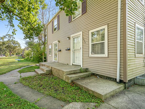 3rd image of 5046 Jefferson St