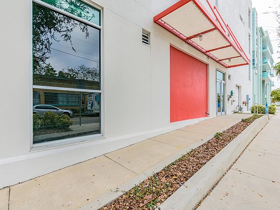 5th image of 101 N 12th St Unit 207