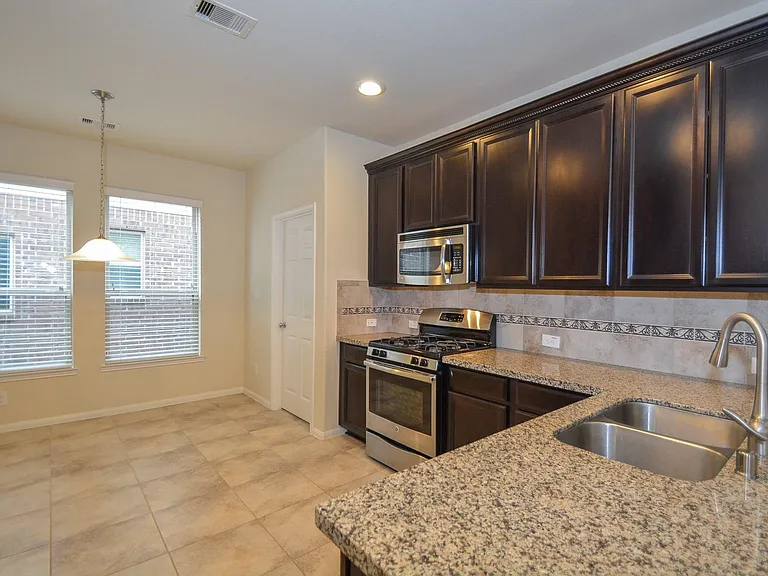 20215 Stonebridge Terrace Dr — Photo 11