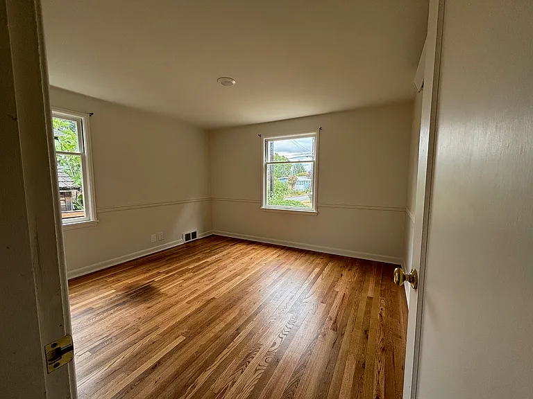 9521 12th Ave NW #1 — Photo 17