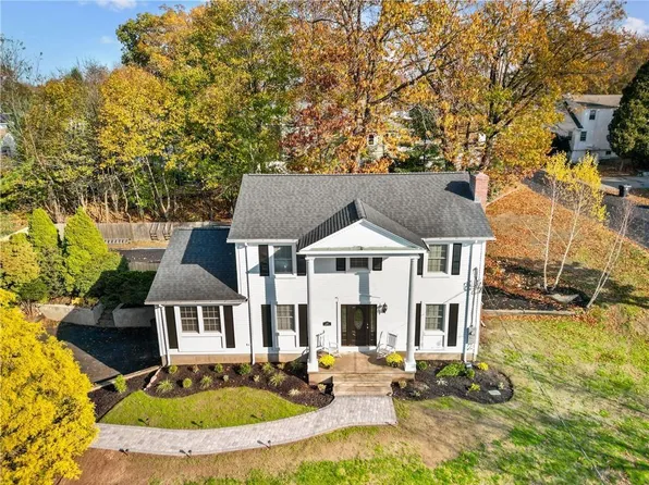 125 Cottage Ave, North Providence, RI 02911