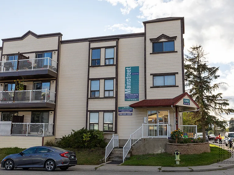 1701 35th St SE — Photo 18