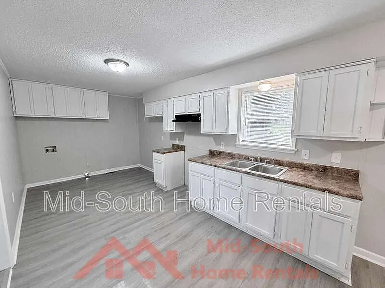 721 Best St — Photo 7