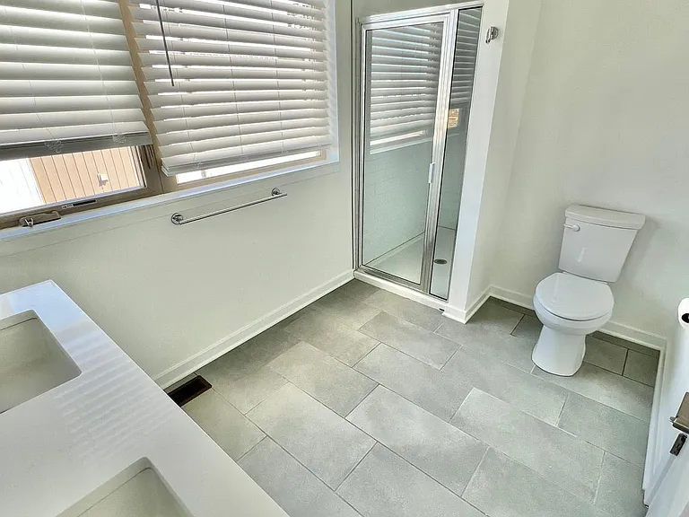 3103 Beachview Ln — Photo 43