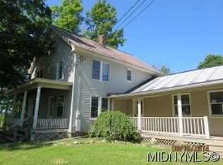 6970 Glass Factory Rd, Holland Patent, NY 13354