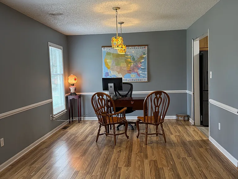 Baxter Ln — Photo 2