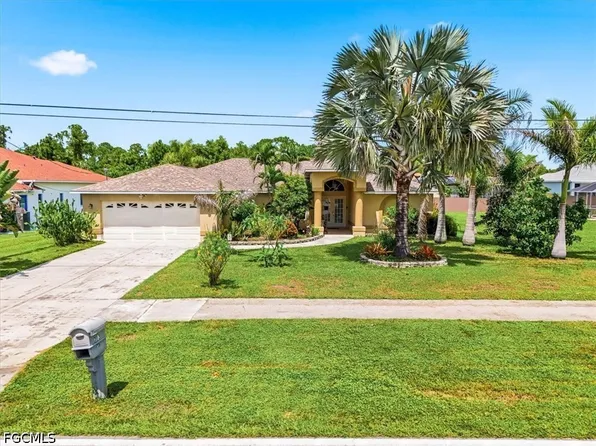 713 Milwaukee Blvd, Lehigh Acres, FL 33974