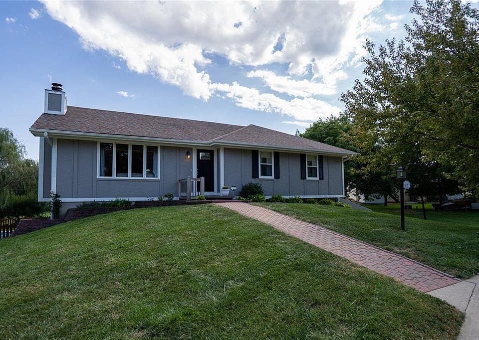 1st image of 4226 Oakland Cir