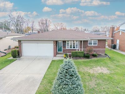 11652 Brougham Dr, Sterling Heights, MI, 48312