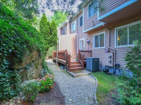 14 Orient Way #31B, Salem, MA 01970