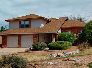 8917 Cherry Hills Rd NE, Albuquerque, NM 87111