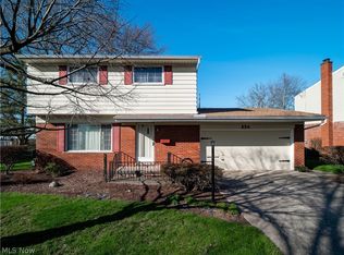 834 Salem Ave, Elyria, OH