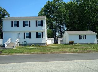 583 Woodward Rd, North Providence, RI 02904