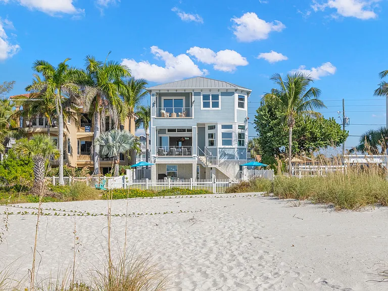 10042 Gulf Blvd — Photo 76