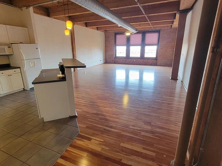 1222 Lucas Ave #610 — Photo 9