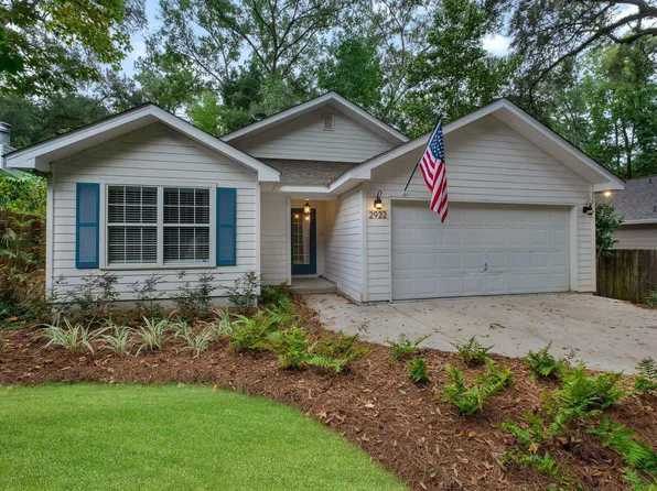2922 Bay Shore Dr, Tallahassee, FL 32309