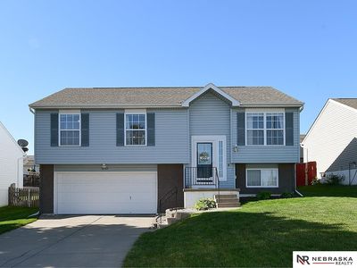 15721 Redwood St, Omaha, NE, 68136
