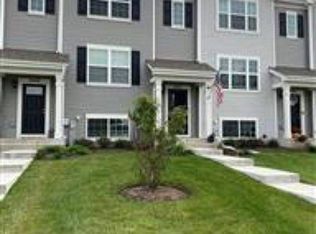 2451 Upland Rd, Hampshire, IL 60140