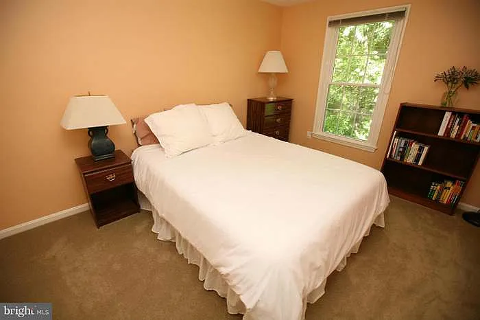 11429 Oak Leaf Dr — Photo 26