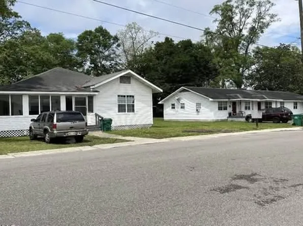 507 N Haugh Ave #507, Picayune, MS 39466
